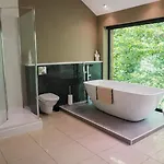 The Heronry, Netherby, A Luxurious Ideal For A Romantic Break With Hot Tub In A Rural Setting Longtown (Cumbria)
