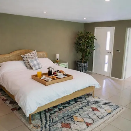 The Heronry, Netherby, A Luxurious Ideal For A Romantic Break With Hot Tub In A Rural Setting 別荘
