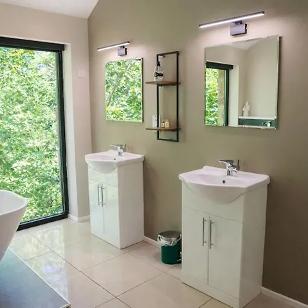 The Heronry, Netherby, A Luxurious Ideal For A Romantic Break With Hot Tub In A Rural Setting 別荘 Longtown